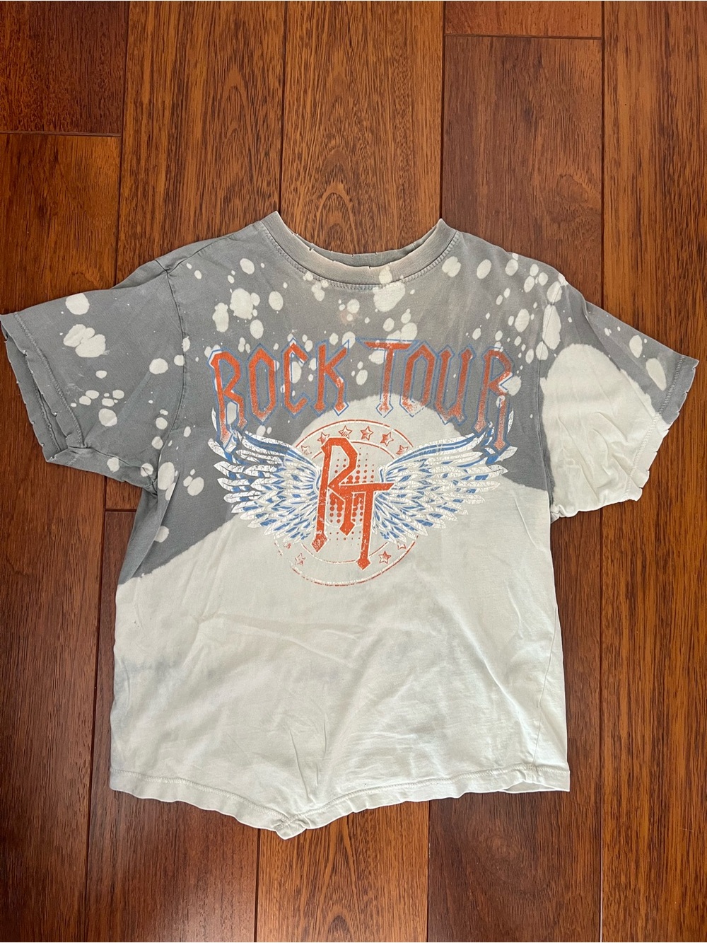 Buckle Grey & White Rock Tour Graphic Tee